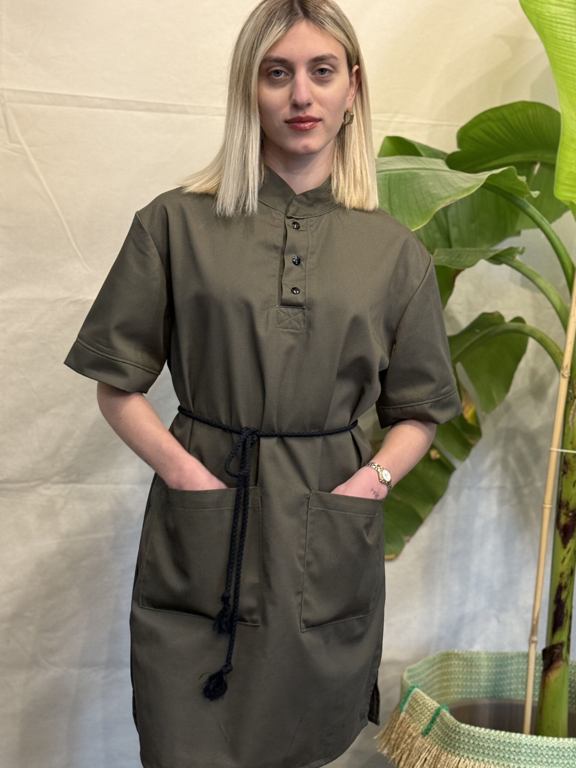 BOXY_DRESS uniform