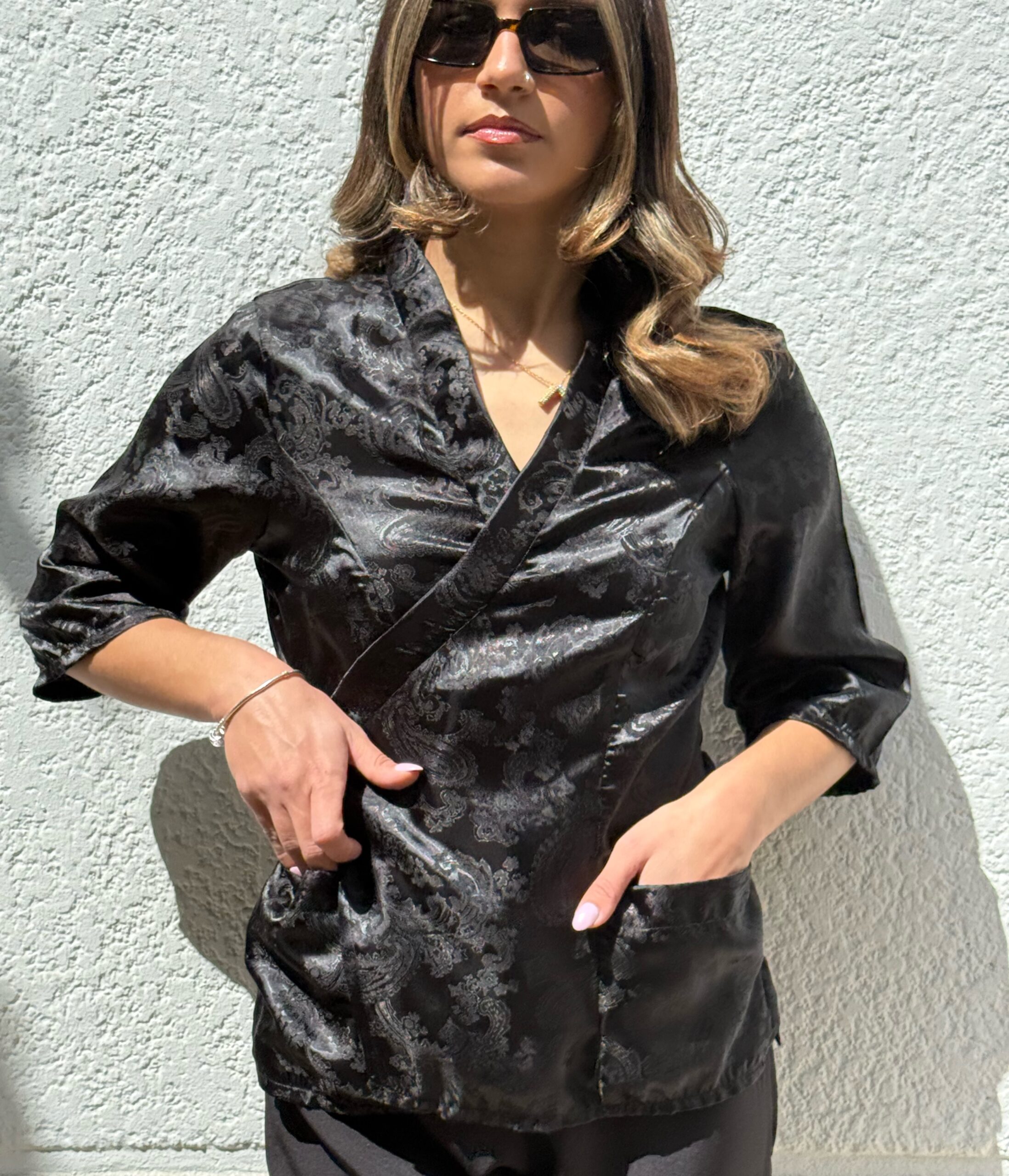 SATIN_NOIR_WRAP uniform